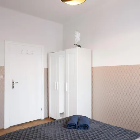 Clicktheflat Wilcza 35 Center * Warszawa