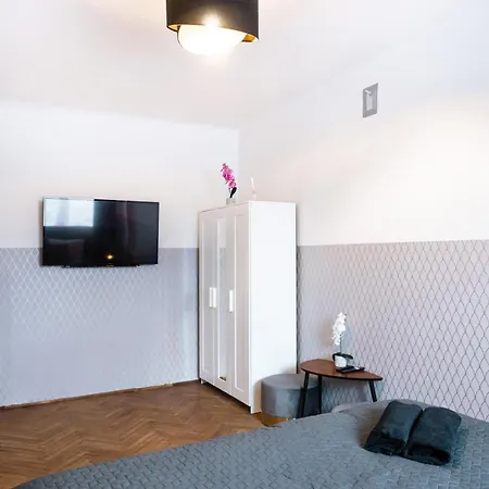 Hostel Clicktheflat Wilcza 35 Center