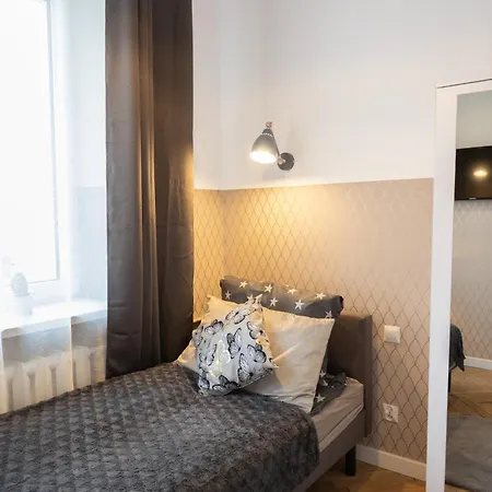 Clicktheflat Wilcza 35 Center Albergue